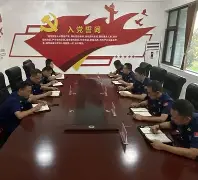 战术变化丰富多样，临场应变迅速(战术变化丰富多样,临场应变迅速发展英语)