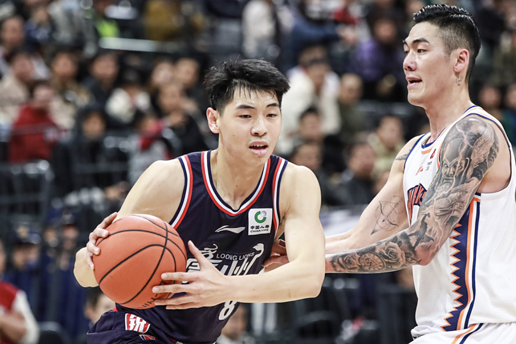 关于上海久事CBA战胜山东高速，王哲林两双的信息